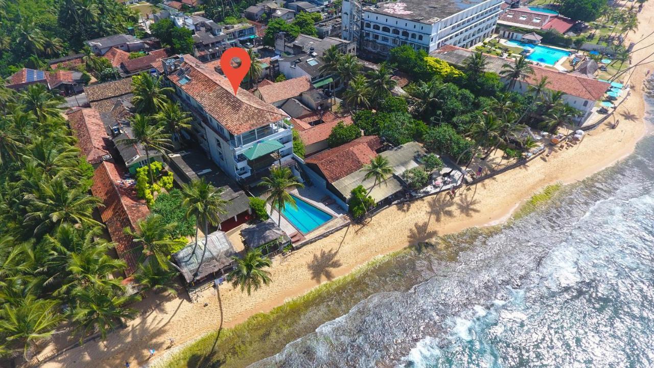Lucky Seven Beach Resort ヒッカドゥワ エクステリア 写真